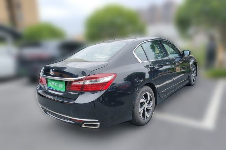 Used Honda Accord 2016 2.0L Comfort Edition Rear Right 45 Deg