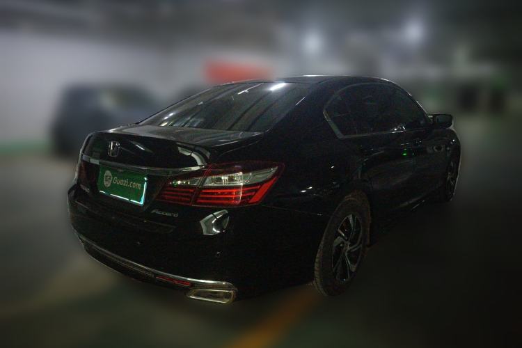Used Honda Accord 2016 2.0L Comfort Edition Rear Right 45 Deg