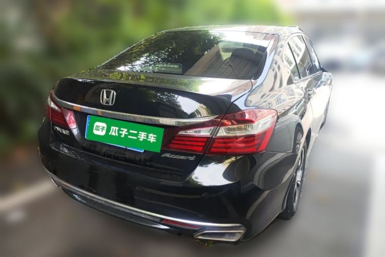 Used Honda Accord 2016 2.0L Comfort Edition Rear Right 45 Deg