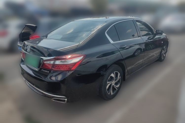Used Honda Accord 2016 2.0L Comfort Edition Rear Right 45 Deg
