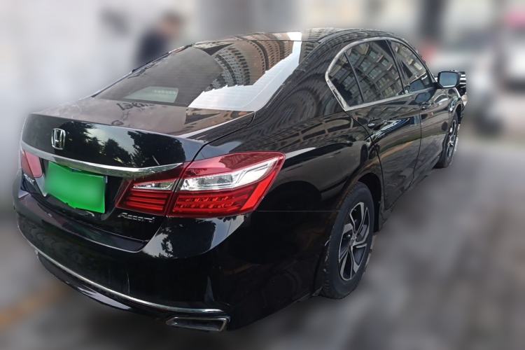 Used Honda Accord 2016 2.0L Comfort Edition Rear Right 45 Deg