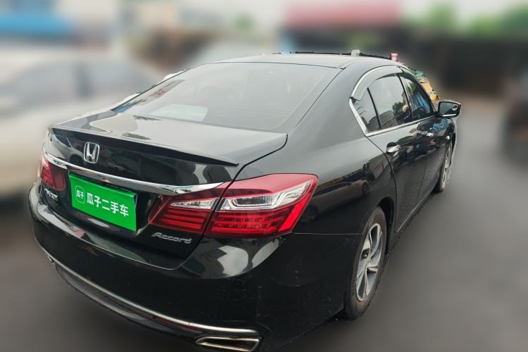 Used Honda Accord 2016 2.0L Comfort Edition Rear Right 45 Deg