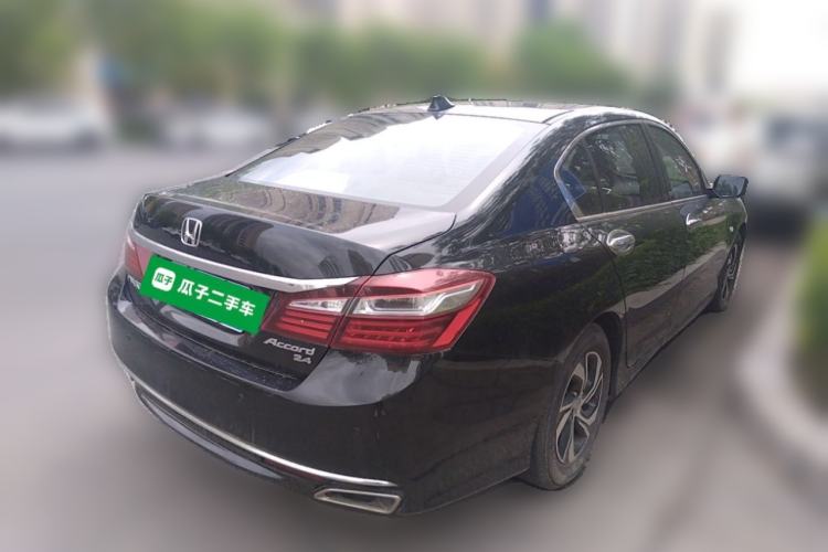 Used Honda Accord 2016 2.0L Comfort Edition Rear Right 45 Deg