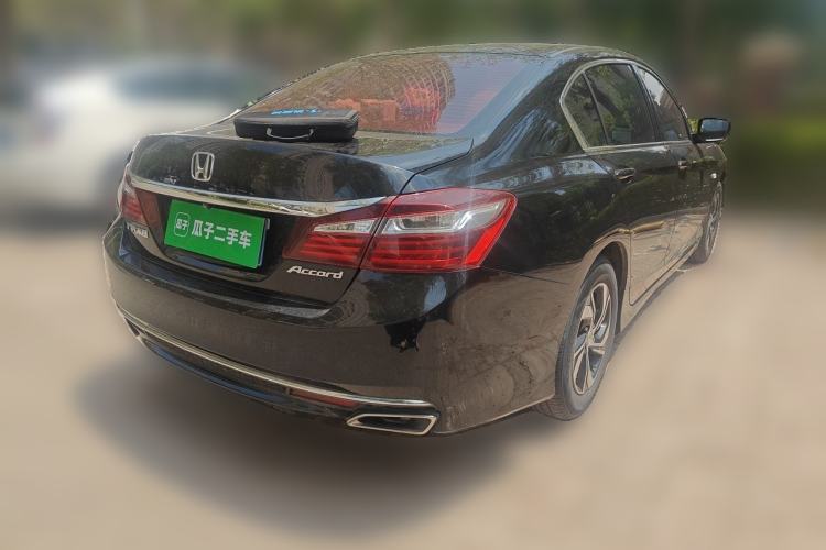 Used Honda Accord 2016 2.0L Comfort Edition Rear Right 45 Deg