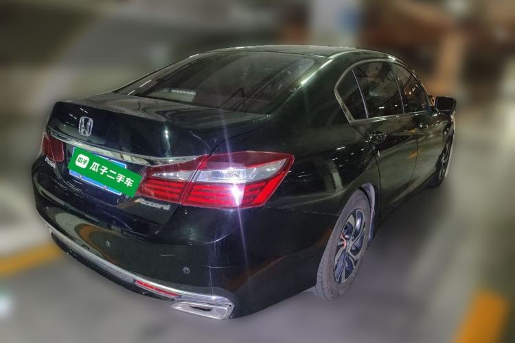 Used Honda Accord 2016 2.0L Comfort Edition Rear Right 45 Deg
