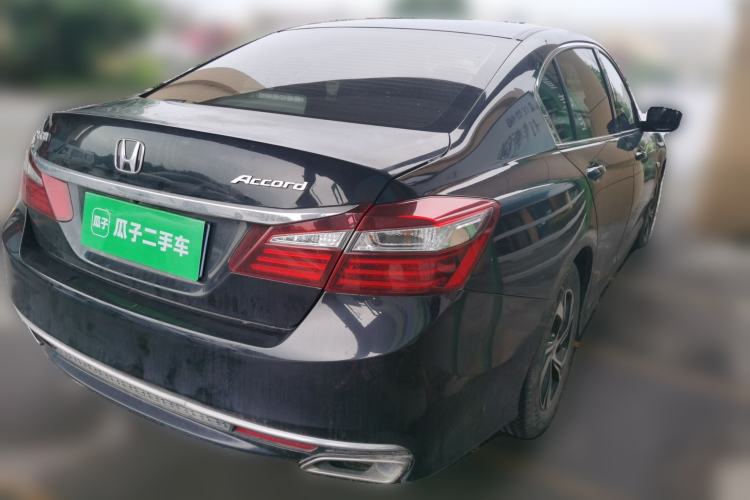 Used Honda Accord 2016 2.0L Comfort Edition Rear Right 45 Deg