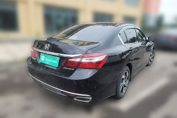 Used Honda Accord 2016 2.0L Comfort Edition Rear Right 45 Deg