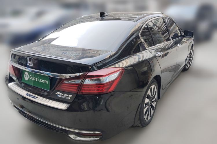 Used Honda Accord 2016 Hybrid 2.0L Sharp Edition Rear Right 45 Deg