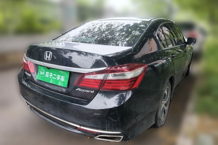 Used Honda Accord 2016 2.0L Comfort Edition Rear Right 45 Deg