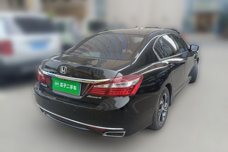 Used Honda Accord 2016 2.0L Comfort Edition Rear Right 45 Deg
