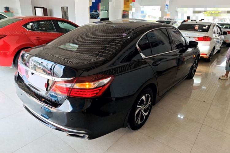 Used Honda Accord 2016 2.0L Elite Edition Rear Right 45 Deg