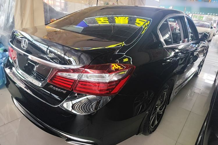 Used Honda Accord 2016 2.0L Elite Edition Rear Right 45 Deg