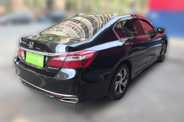 Used Honda Accord 2016 2.0L Comfort Edition Rear Right 45 Deg