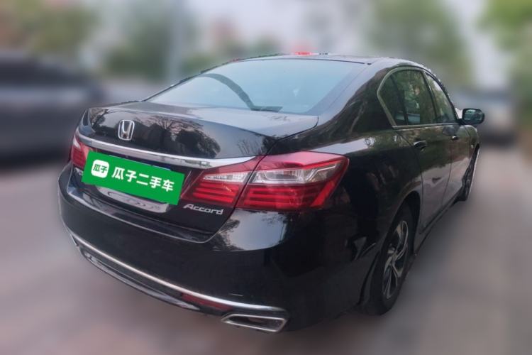 Used Honda Accord 2016 2.0L Comfort Edition Rear Right 45 Deg