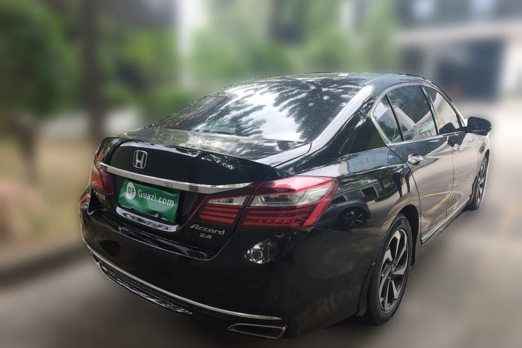 Used Honda Accord 2016 2.4L Luxury Edition Rear Right 45 Deg