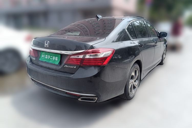 Used Honda Accord 2016 2.0L Comfort Edition Rear Right 45 Deg