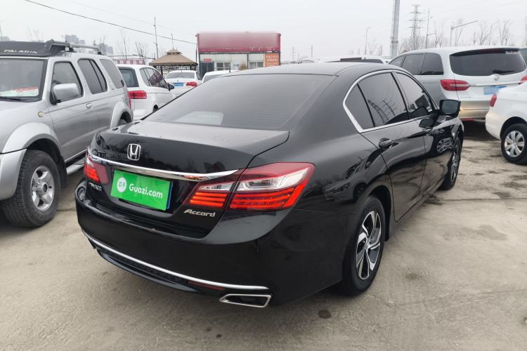 Used Honda Accord 2016 2.0L Comfort Edition Rear Right 45 Deg