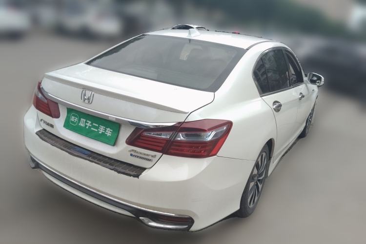 Used Honda Accord 2016 Hybrid 2.0L Sharp Edition Rear Right 45 Deg