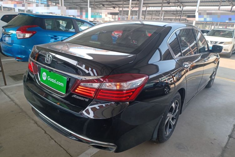 Used Honda Accord 2016 2.0L Comfort Edition Rear Right 45 Deg