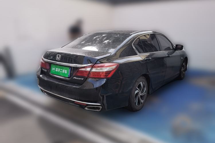 Used Honda Accord 2016 2.0L Comfort Edition Rear Right 45 Deg