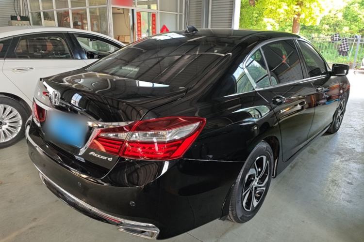Used Honda Accord 2016 2.0L Elite Edition Rear Right 45 Deg
