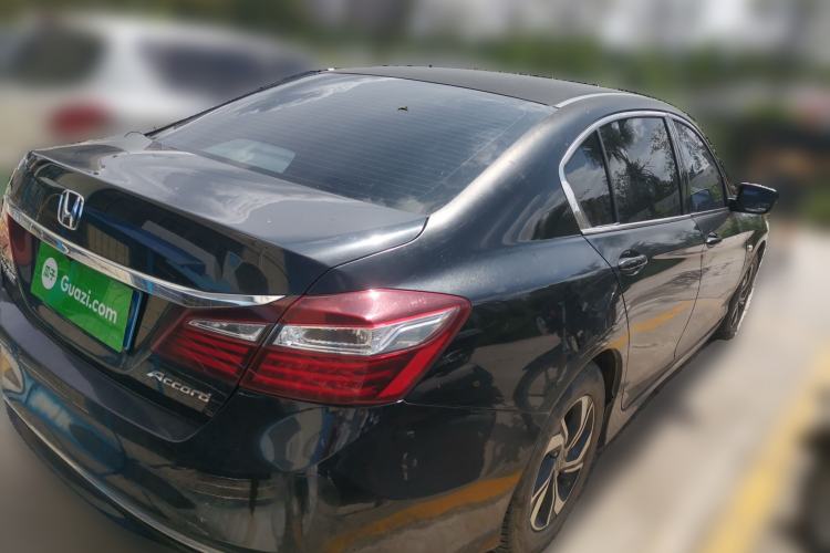 Used Honda Accord 2016 2.0L Comfort Edition Rear Right 45 Deg