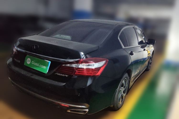 Used Honda Accord 2016 2.0L Comfort Edition Rear Right 45 Deg