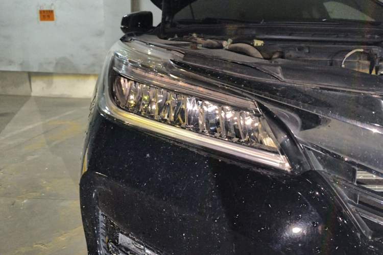 Used Honda Accord 2016 2.4L Comfort Edition Right Front Headlight