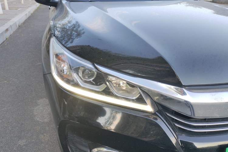 Used Honda Accord 2016 2.0L Elite Edition Right Front Headlight