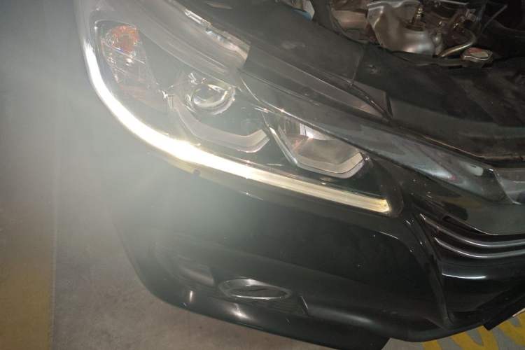 Used Honda Accord 2016 2.0L Elite Edition Right Front Headlight