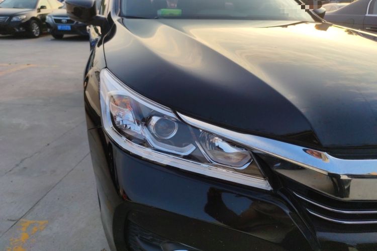 Used Honda Accord 2016 2.0L Elite Edition Right Front Headlight