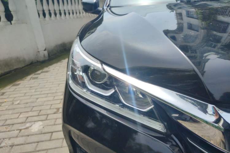 Used Honda Accord 2016 2.0L Elite Edition Right Front Headlight