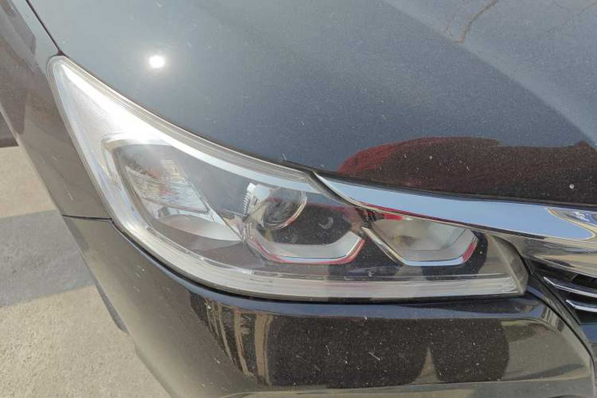 Used Honda Accord 2016 2.0L Comfort Edition Right Front Headlight