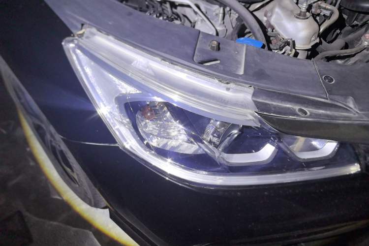 Used Honda Accord 2016 2.0L Comfort Edition Right Front Headlight