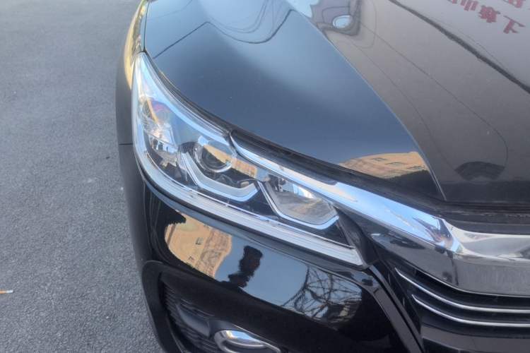 Used Honda Accord 2016 2.0L Comfort Edition Right Front Headlight