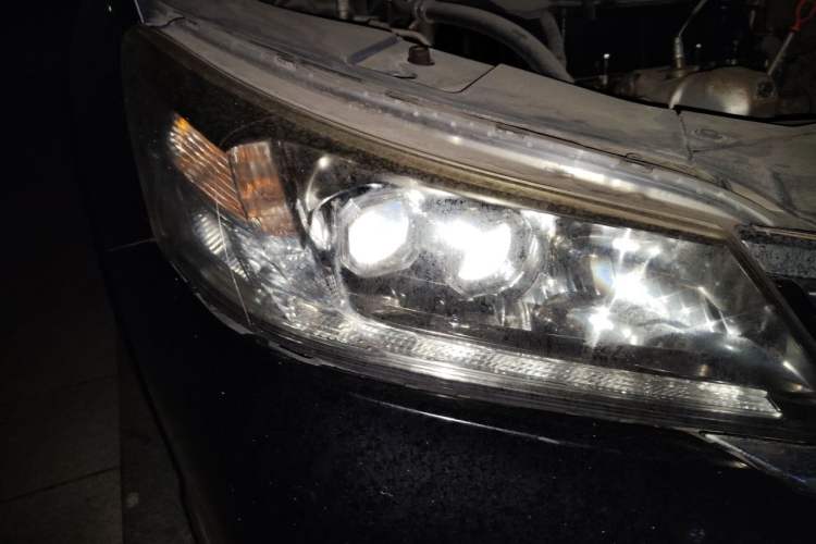Used Honda Accord 2016 2.4L EX New Year Limited Edition Special Package Right Front Headlight