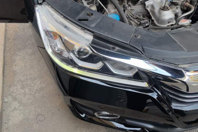 Used Honda Accord 2016 2.0L Elite Edition Right Front Headlight