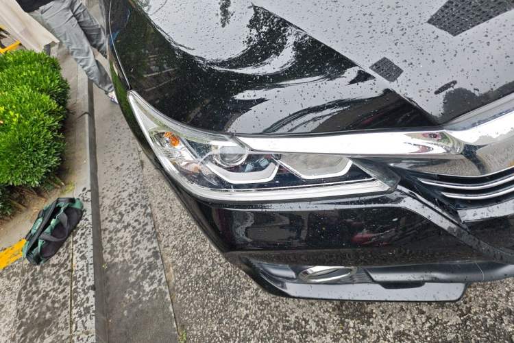 Used Honda Accord 2016 2.0L Comfort Edition Right Front Headlight