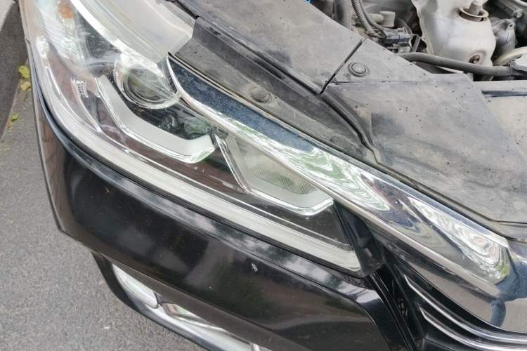 Used Honda Accord 2016 2.0L Comfort Edition Right Front Headlight