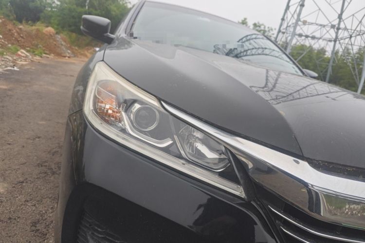Used Honda Accord 2016 2.0L Comfort Edition Right Front Headlight