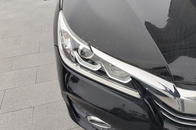 Used Honda Accord 2016 2.0L Comfort Edition Right Front Headlight