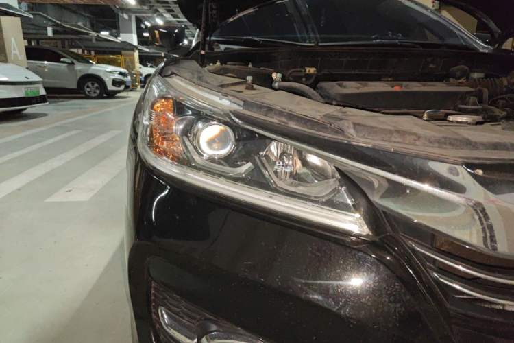 Used Honda Accord 2016 2.0L Comfort Edition Right Front Headlight