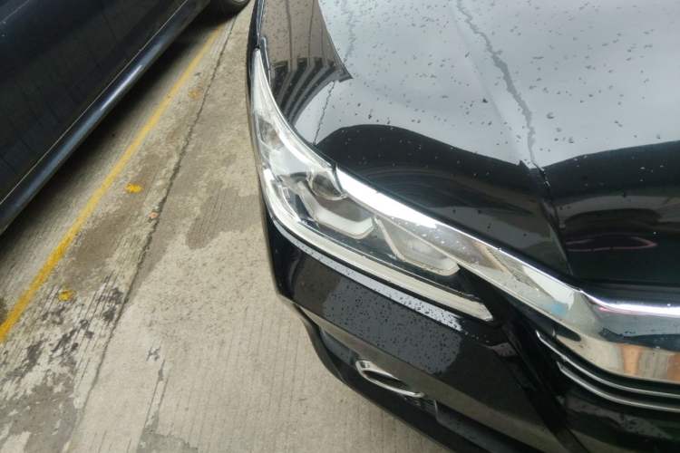 Used Honda Accord 2016 2.0L Comfort Edition Right Front Headlight