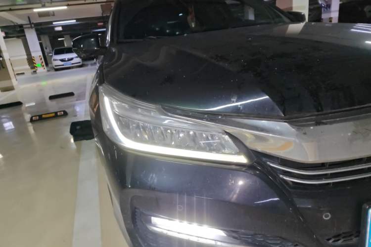 Used Honda Accord 2016 2.4L Prestige Edition Right Front Headlight