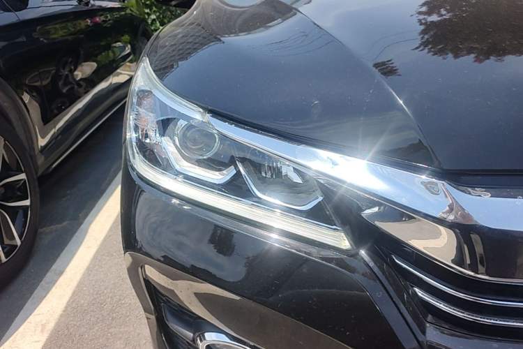 Used Honda Accord 2016 2.0L Comfort Edition Right Front Headlight