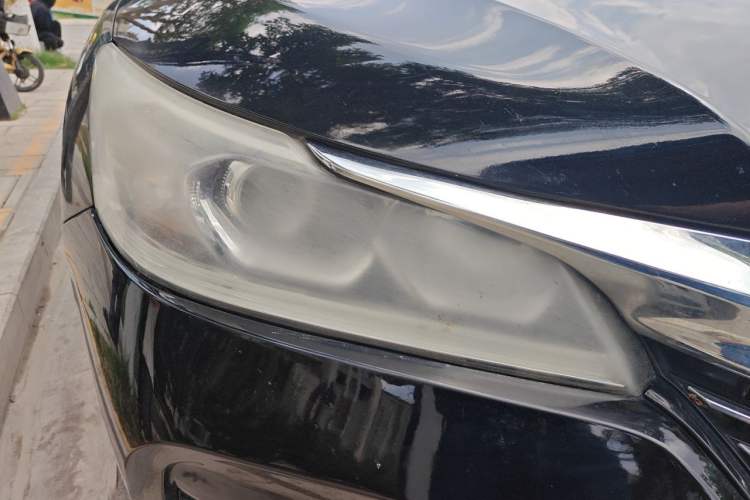 Used Honda Accord 2016 2.0L Elite Edition Right Front Headlight