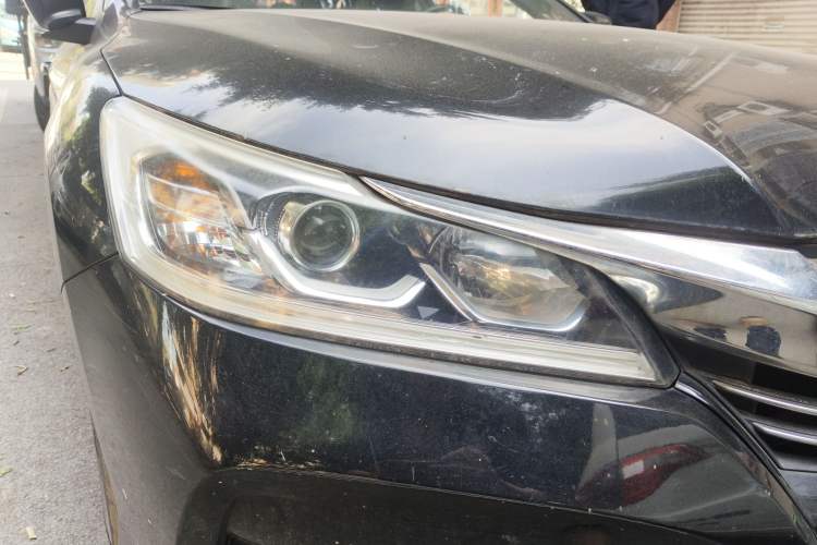 Used Honda Accord 2016 2.0L Elite Edition Right Front Headlight