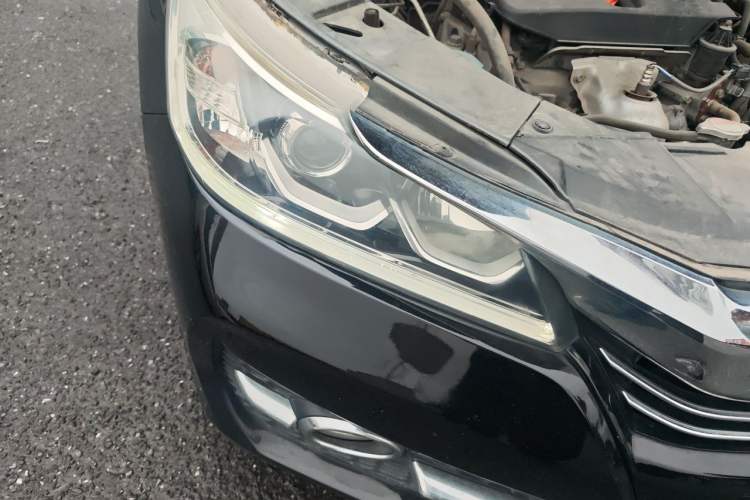 Used Honda Accord 2016 2.0L Comfort Edition Right Front Headlight