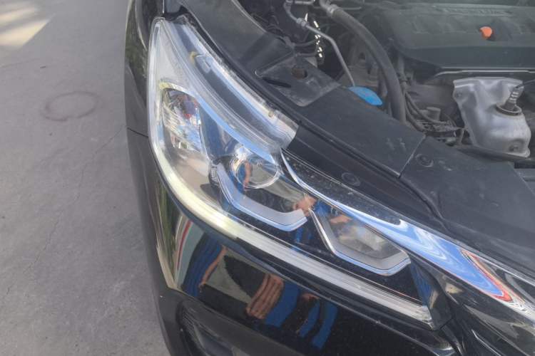 Used Honda Accord 2016 2.0L Elite Edition Right Front Headlight