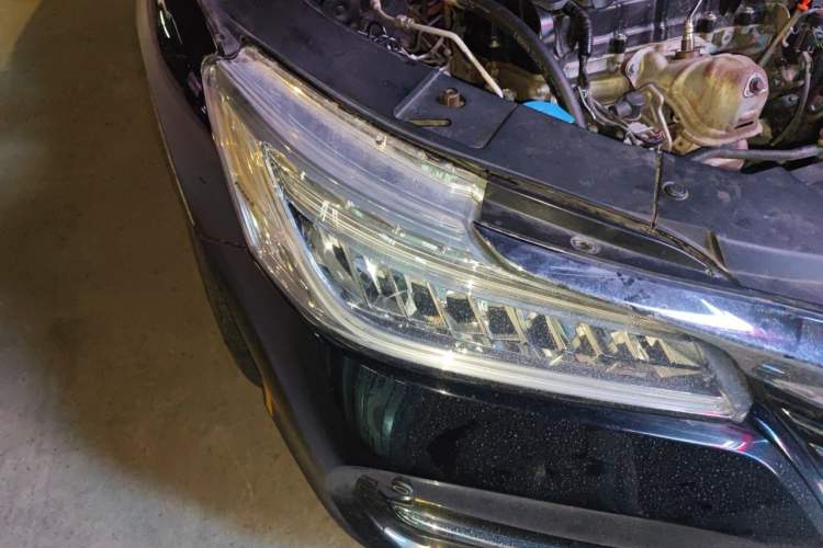 Used Honda Accord 2016 2.4L Luxury Edition Right Front Headlight
